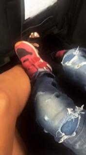 Caterina Balivo feet photo thumbnail