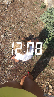 Caterina Balivo feet photo thumbnail