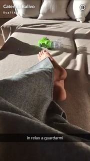 Caterina Balivo feet photo thumbnail