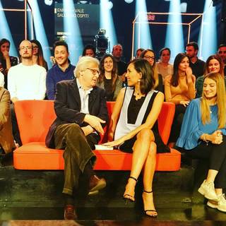 Caterina Balivo feet photo thumbnail