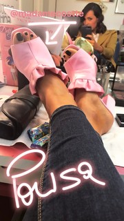 Caterina Balivo feet photo thumbnail