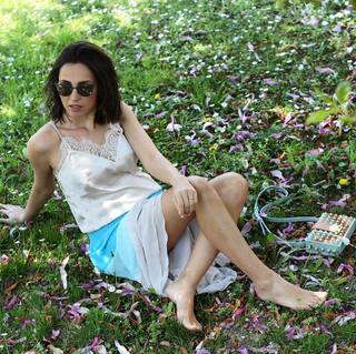 Caterina Balivo feet photo thumbnail