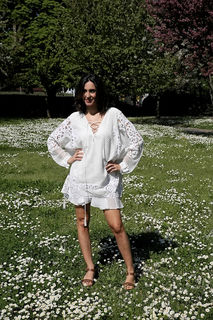 Caterina Balivo feet photo thumbnail