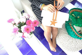Caterina Balivo feet photo thumbnail