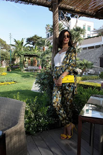 Caterina Balivo feet photo thumbnail