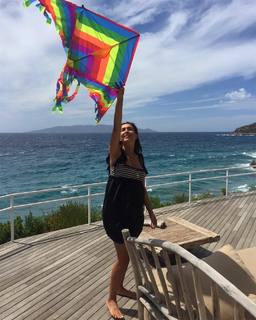 Caterina Balivo feet photo thumbnail