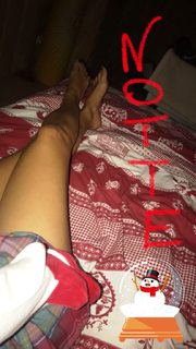 Caterina Balivo feet photo thumbnail