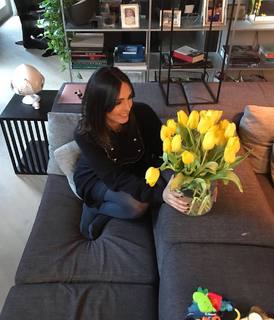 Caterina Balivo feet photo thumbnail