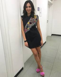 Caterina Balivo feet photo thumbnail