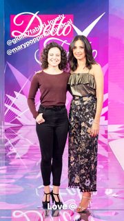 Caterina Balivo feet photo thumbnail