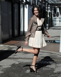 Caterina Balivo feet photo thumbnail