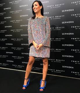 Caterina Balivo feet photo thumbnail
