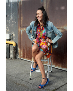 Caterina Balivo feet photo thumbnail