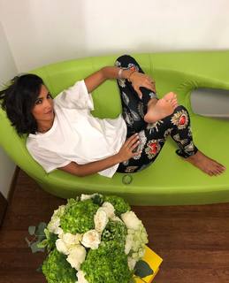 Caterina Balivo feet photo thumbnail