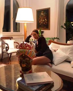 Caterina Balivo feet photo thumbnail