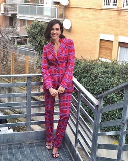 Caterina Balivo feet photo thumbnail
