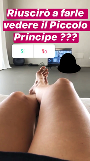 Caterina Balivo feet photo thumbnail