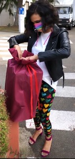 Caterina Balivo feet photo thumbnail