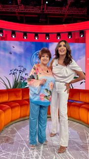 Caterina Balivo feet photo thumbnail