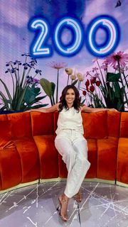 Caterina Balivo feet photo thumbnail