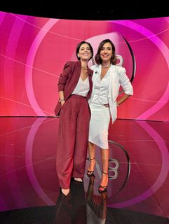Caterina Balivo feet photo thumbnail