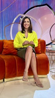 Caterina Balivo feet photo 4