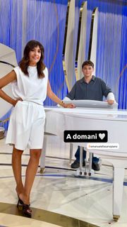 Caterina Balivo feet photo 8