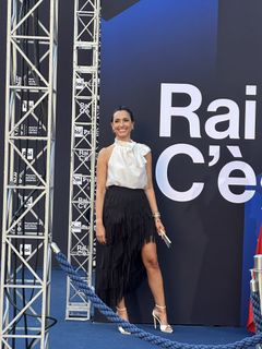 Caterina Balivo feet photo 2