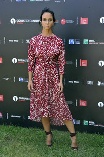 Caterina Guzzanti feet photo 13