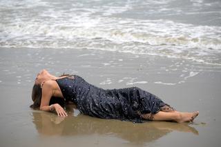 Caterina Murino feet photo thumbnail