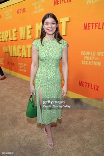 Catharine Daddario feet photo 1
