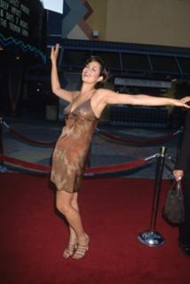 Catherine Bell feet photo thumbnail