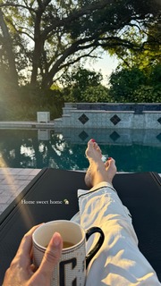 Catherine Bell feet photo thumbnail