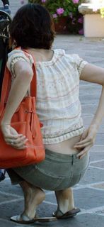 Catherine Bell feet photo 5