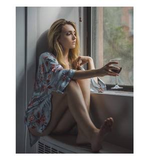 Catherine Corcoran feet photo 20