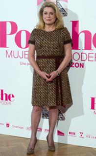 Catherine Deneuve feet photo thumbnail