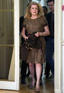 Catherine Deneuve feet photo thumbnail