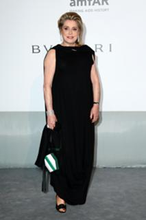 Catherine Deneuve feet photo thumbnail