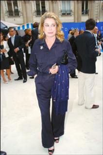 Catherine Deneuve feet photo thumbnail