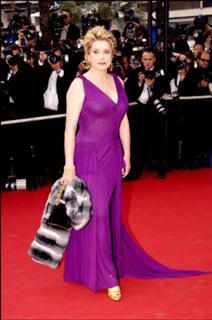 Catherine Deneuve feet photo thumbnail