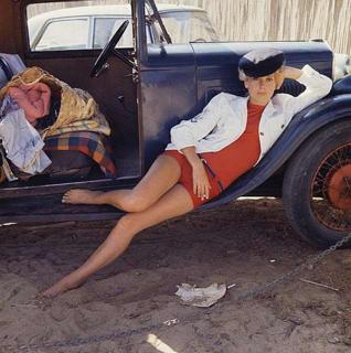 Catherine Deneuve feet photo thumbnail