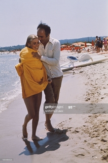 Catherine Deneuve feet photo thumbnail