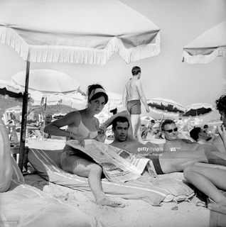 Catherine Deneuve feet photo thumbnail