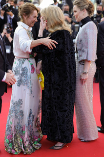 Catherine Deneuve feet photo thumbnail