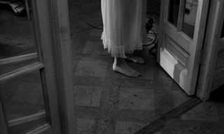 Catherine Deneuve feet photo thumbnail