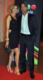 Catherine Fulop feet photo 18