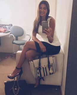 Catherine Fulop feet photo 1