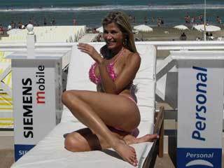Catherine Fulop feet photo 17