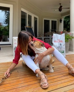 Catherine Fulop feet photo 4