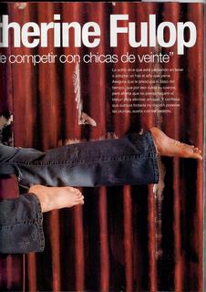 Catherine Fulop feet photo 4